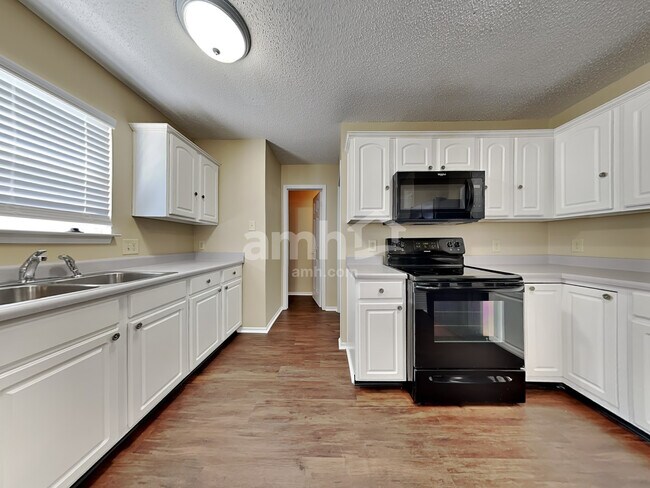 Building Photo - 8339 Weathervane Ct