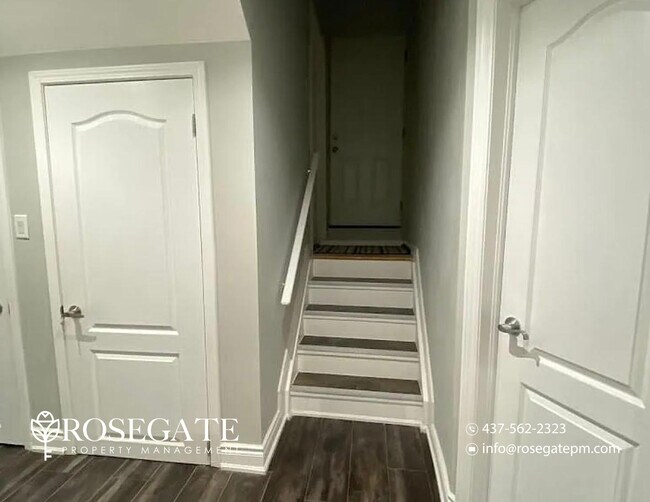 Photo du bâtiment - Modern 2-Bedroom Basement Apartment with In-Unit Laundry – Mississauga