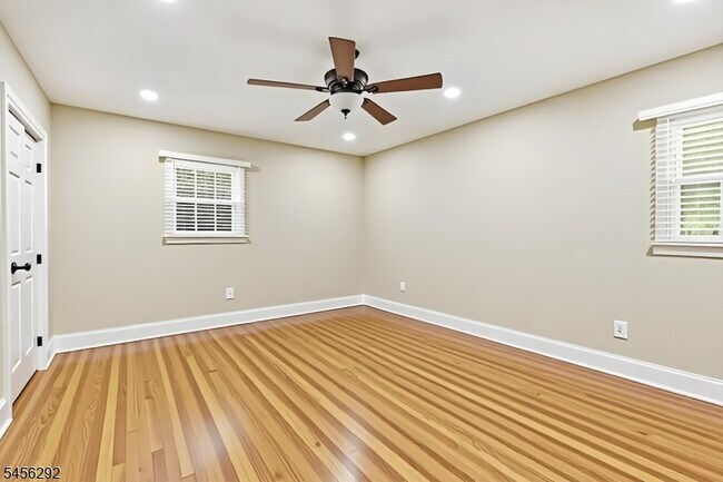 Foto del edificio - 518 Orchard Pl