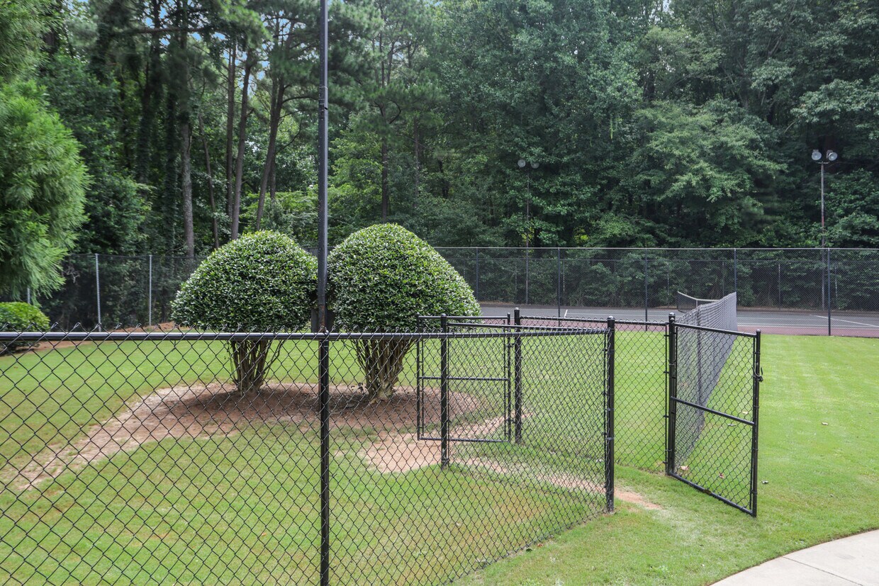 Primary Photo - 3160 Seven Pines Ct