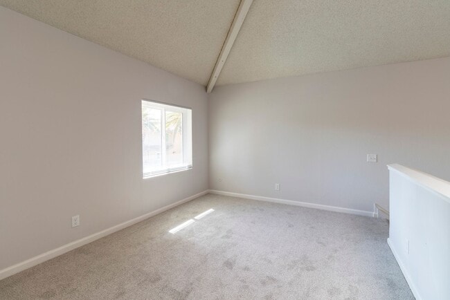 Foto del interior - Riverside Gardens