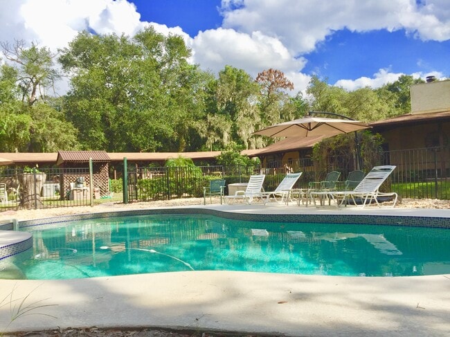 Building Photo - 4807 Shetland Trl