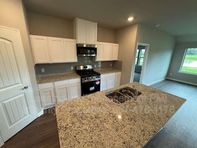 Foto del edificio - 9239 Garrett Rd