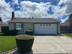 Building Photo - 4117 Bristlecone Way