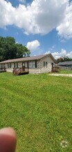 Building Photo - 105 Combs Blvd