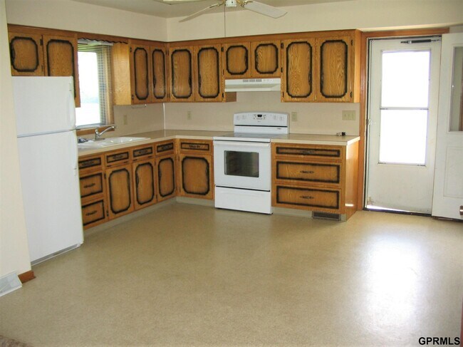 Foto del edificio - 17604 6th St