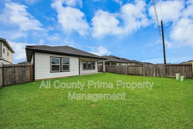 Foto del edificio - 31303 Heddington Ln