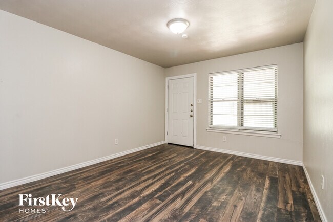 Building Photo - 5532 De Cory Rd