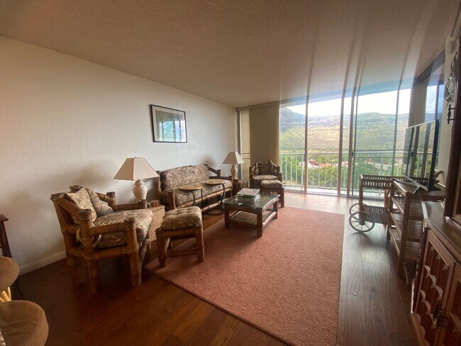 Building Photo - Makaha Valley Towers Fully Furnished. 1 Be...