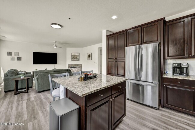 Building Photo - 10677 Foxberry Park Dr