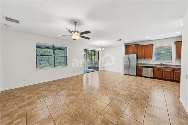 Building Photo - 5562 107th Terrace E