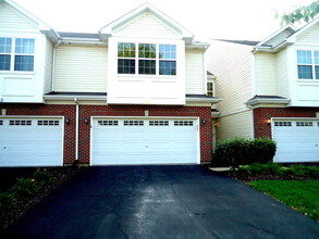 Building Photo - 250 S Oak Creek Ln
