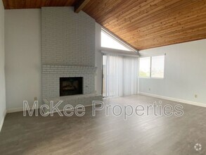 Building Photo - 4534 W Point Loma Blvd