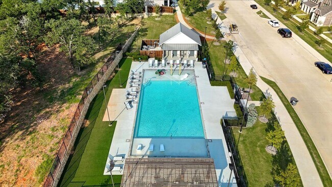 Foto del edificio - Spacious Single-Story Living with Resort-Style Amenities in Corinth, TX