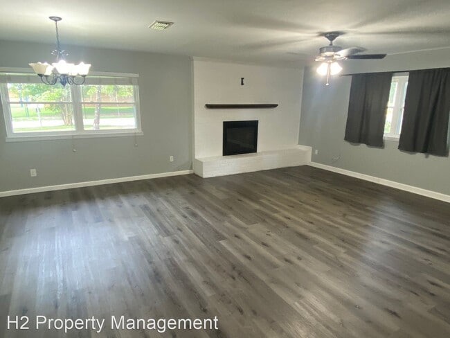 Building Photo - 4 br, 2 bath House - 2826 Ridgeway Street