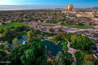 Building Photo - 200 W Portland St