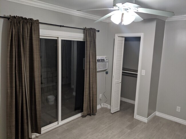 Foto del edificio - 2537 Maynard Dr