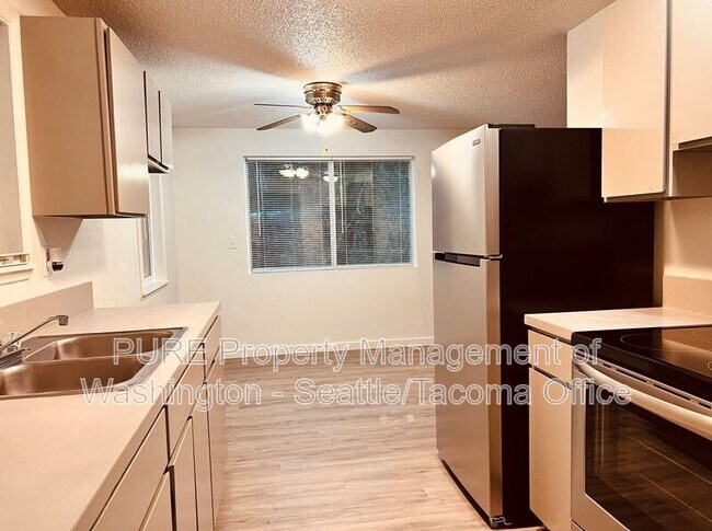 Foto del edificio - 6313 151st St NW