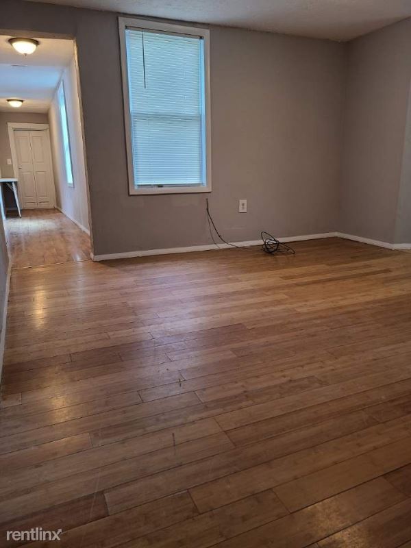 Building Photo - 2 br, 1 bath Apartment - Liberty St 2 Unit 2