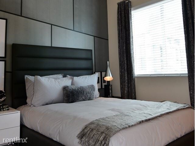 Foto principal - 2 br, 2 bath Apartment - 251 SW 11th St