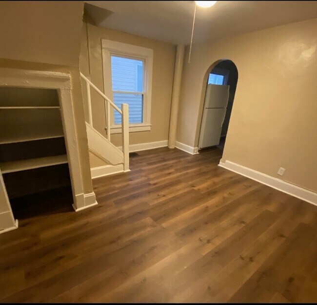 Foto del edificio - 411 N Centennial St