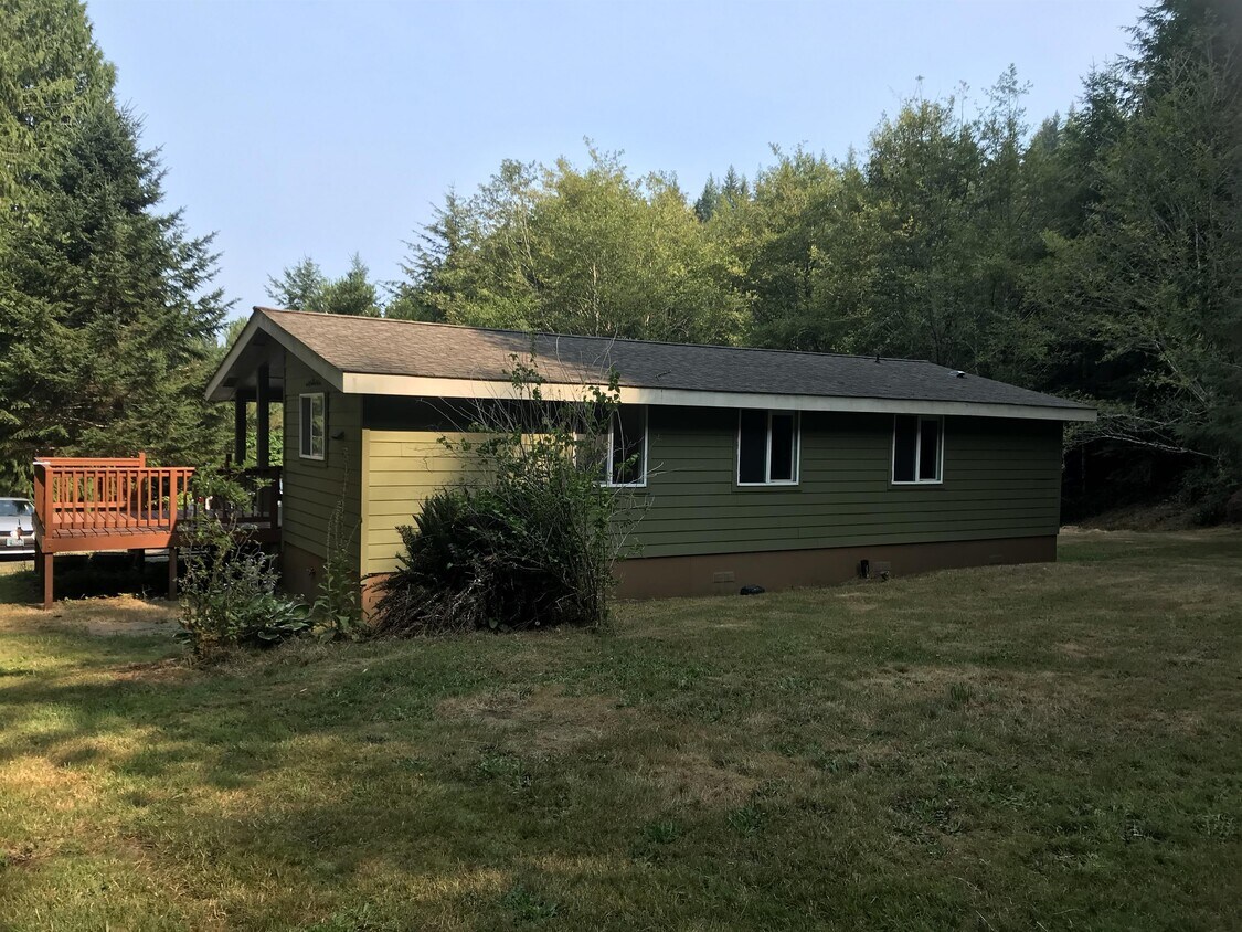 Primary Photo - 307 Happy Valley Rd