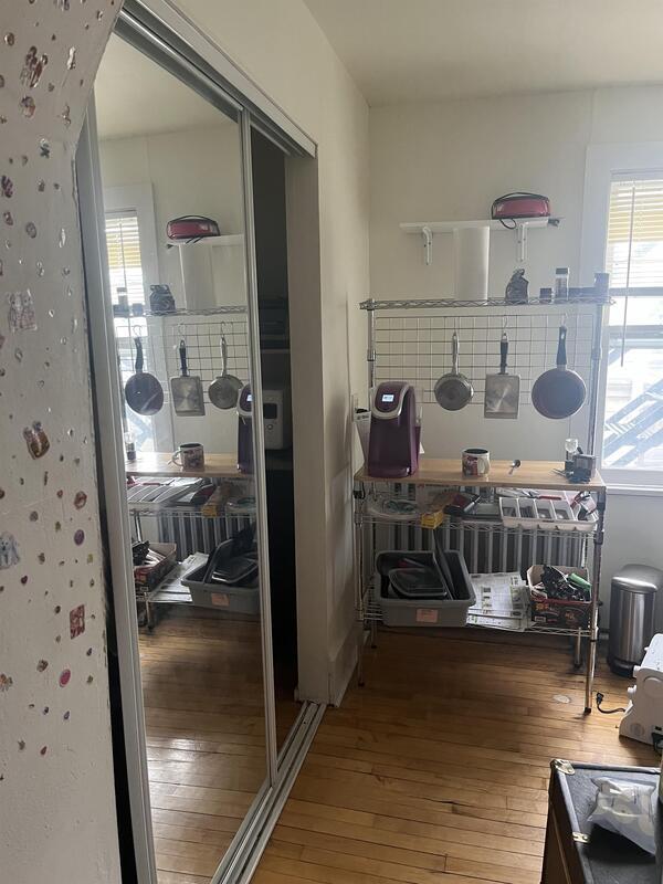 Foto del edificio - 240 W Lakelawn Pl