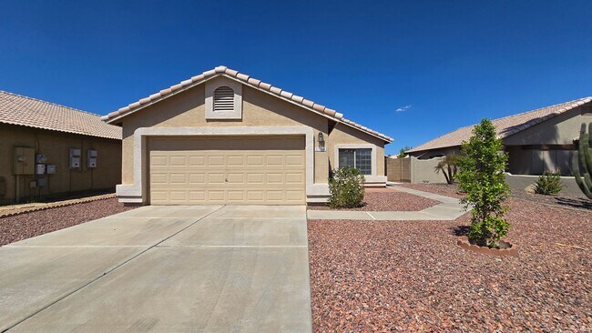 Foto del edificio - 13344 W Desert Ln