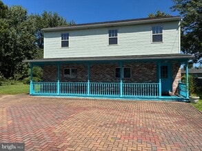 Building Photo - 729 N Lenola Rd