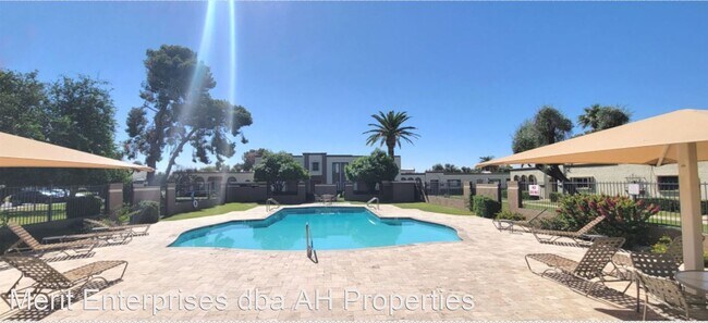 Foto del edificio - 3 br, 3 bath House - 5141 N 83RD ST