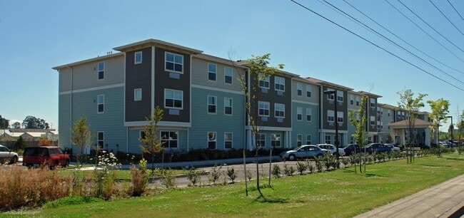 Foto del edificio - 3524 Fisher Rd NE