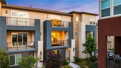 Building Photo - 150 Abacus