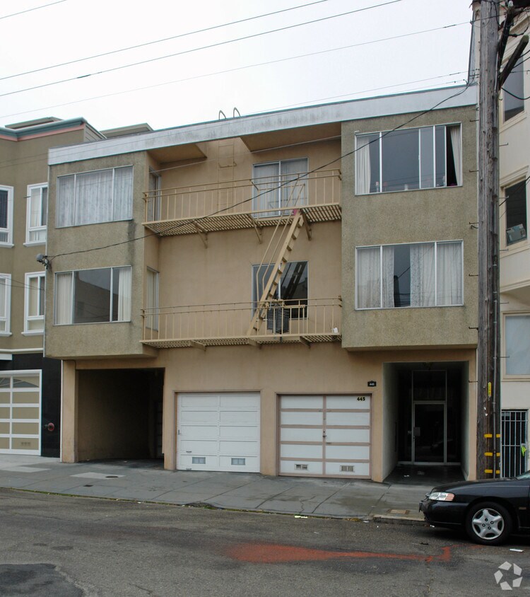 Primary Photo - 445 24th Ave