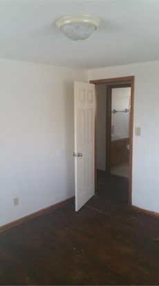 Building Photo - 2349 Linden Ave