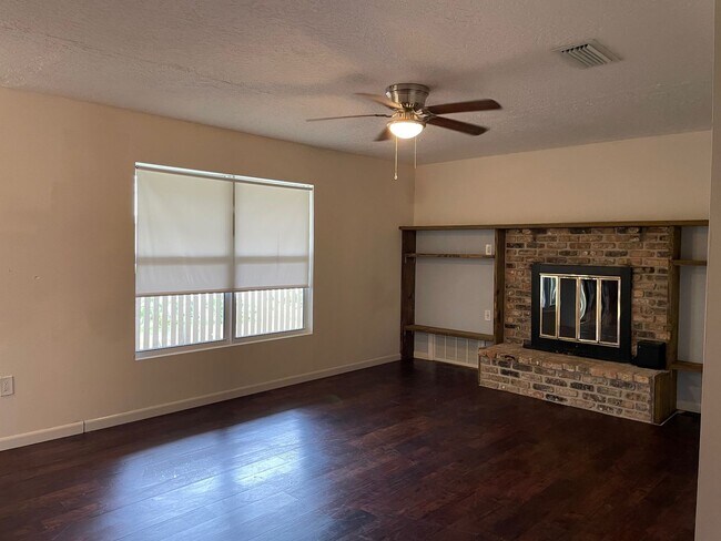 Building Photo - Home for rent off Fallon Blvd Palm Bay