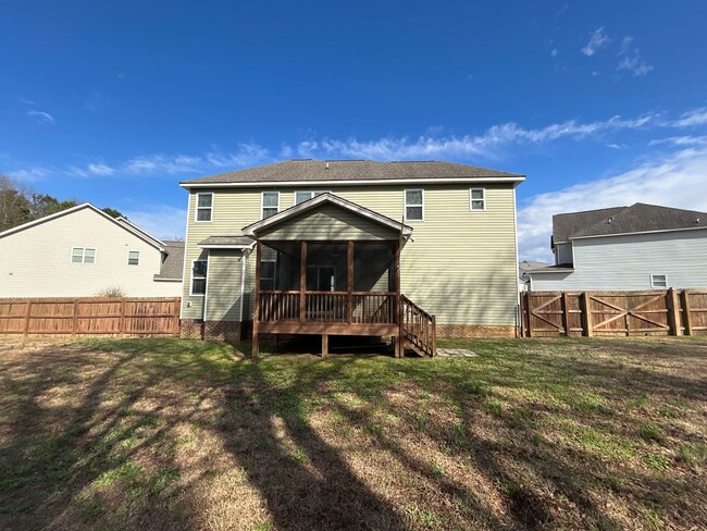 Building Photo - 3 Bed | 2.5 Bath Clayton Home with Bonus R...