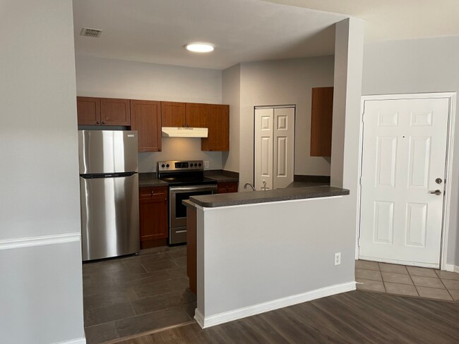 Building Photo - 2188 Chianti Pl