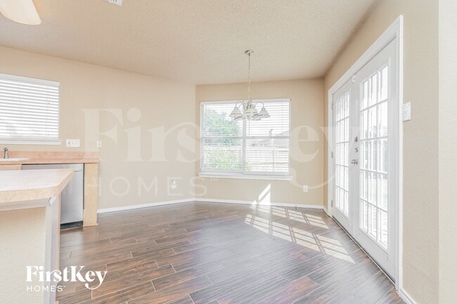 Building Photo - 1132 Beechwood Ln