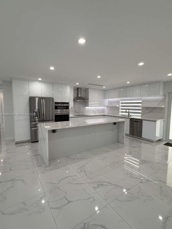 Building Photo - 19020 SW 91st Ave