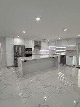 Building Photo - 19020 SW 91st Ave