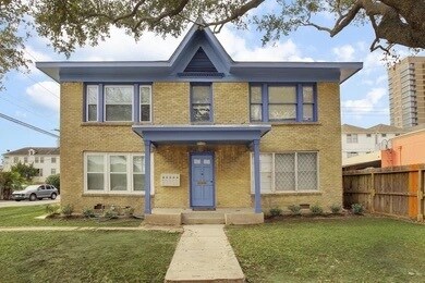 Front of the building - 1220 Waugh Dr