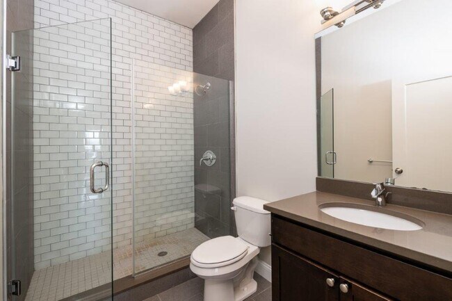 Foto del edificio - 339 D St