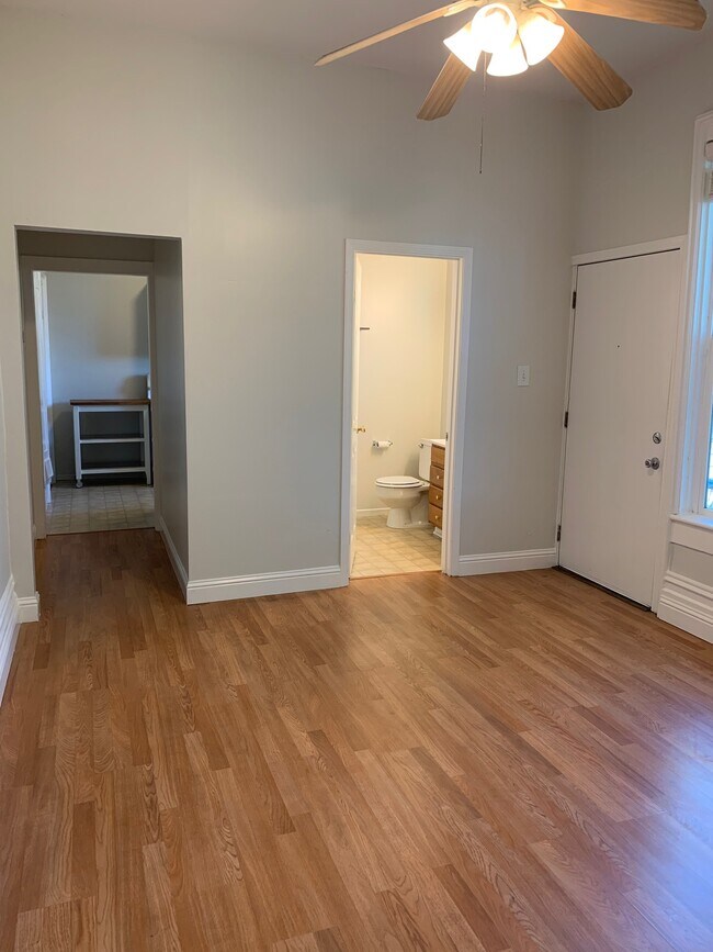 Living room looking toward kitchen - 311 Lakeville St