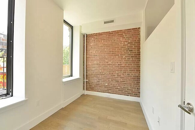 Foto del edificio - 99 Allen Street