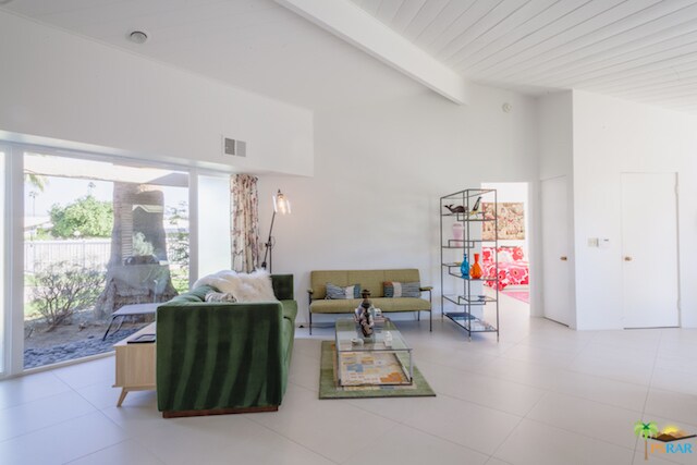 Building Photo - 37800 Da Vall Dr