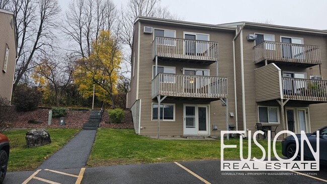 Photo - Bright, Spacious End-Unit Townhome in Prem...