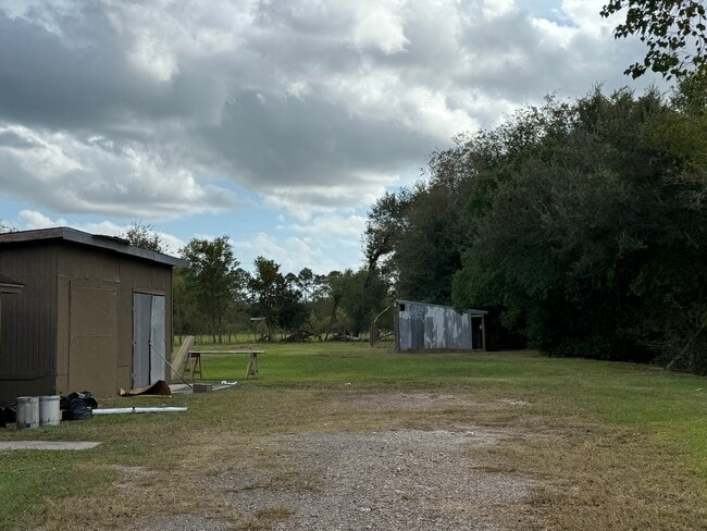 Foto del edificio - 11831 FM1764