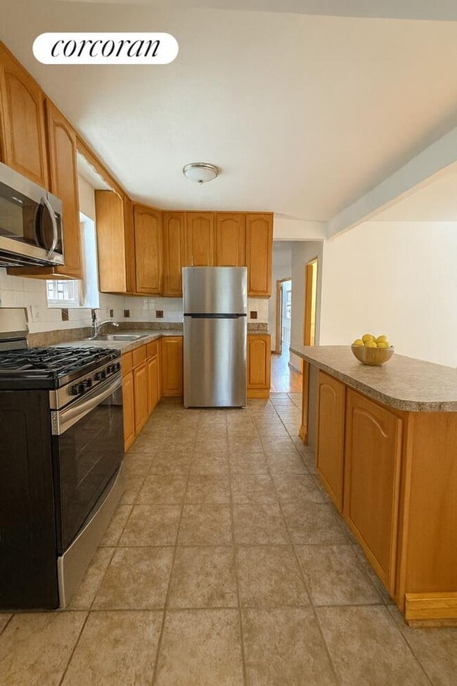 Building Photo - 5401 Avenue H