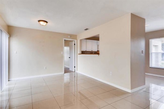 Building Photo - 766 Maderia Ct, Kissimmee, FL 34758