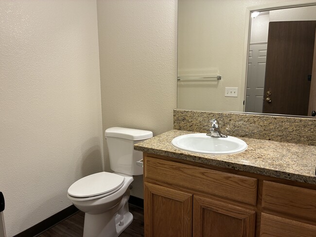 Building Photo - 2901 Snyder Ave